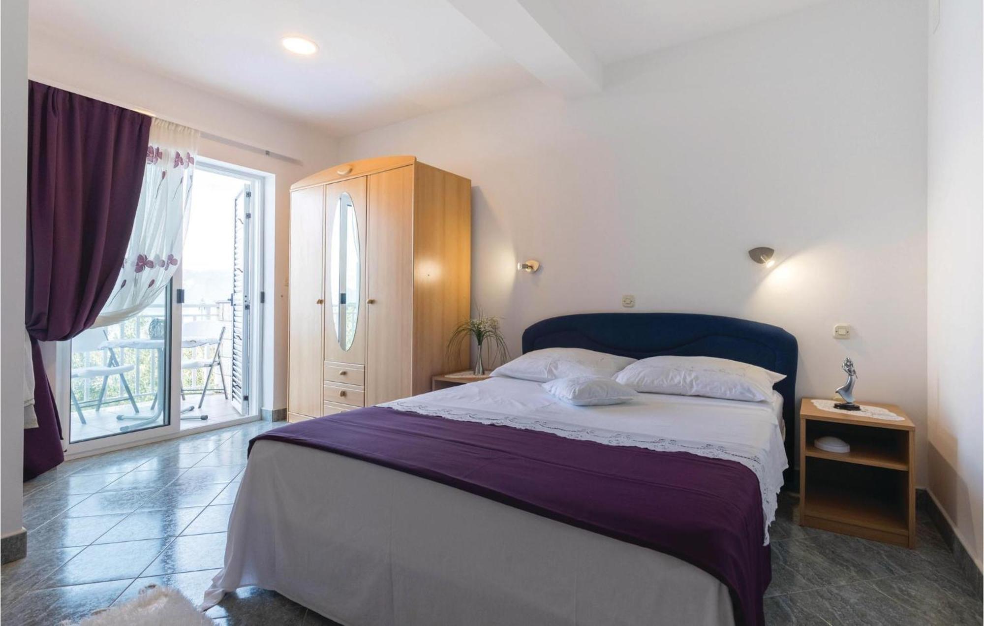 Awesome Apartment In Duba With Wifi Exterior foto